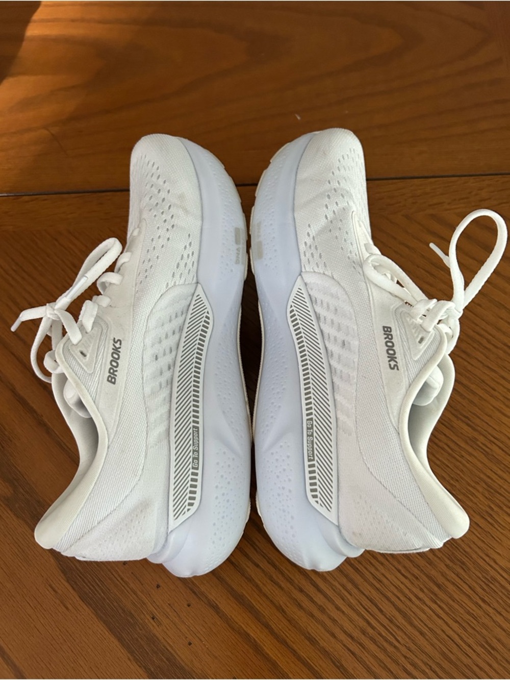 Women's Brooks Adrenaline 24 GTS Running Shoes size 9 1/2 - Picture 6 of 11